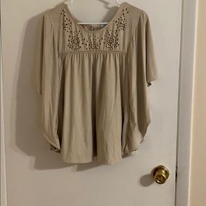 Maurices top